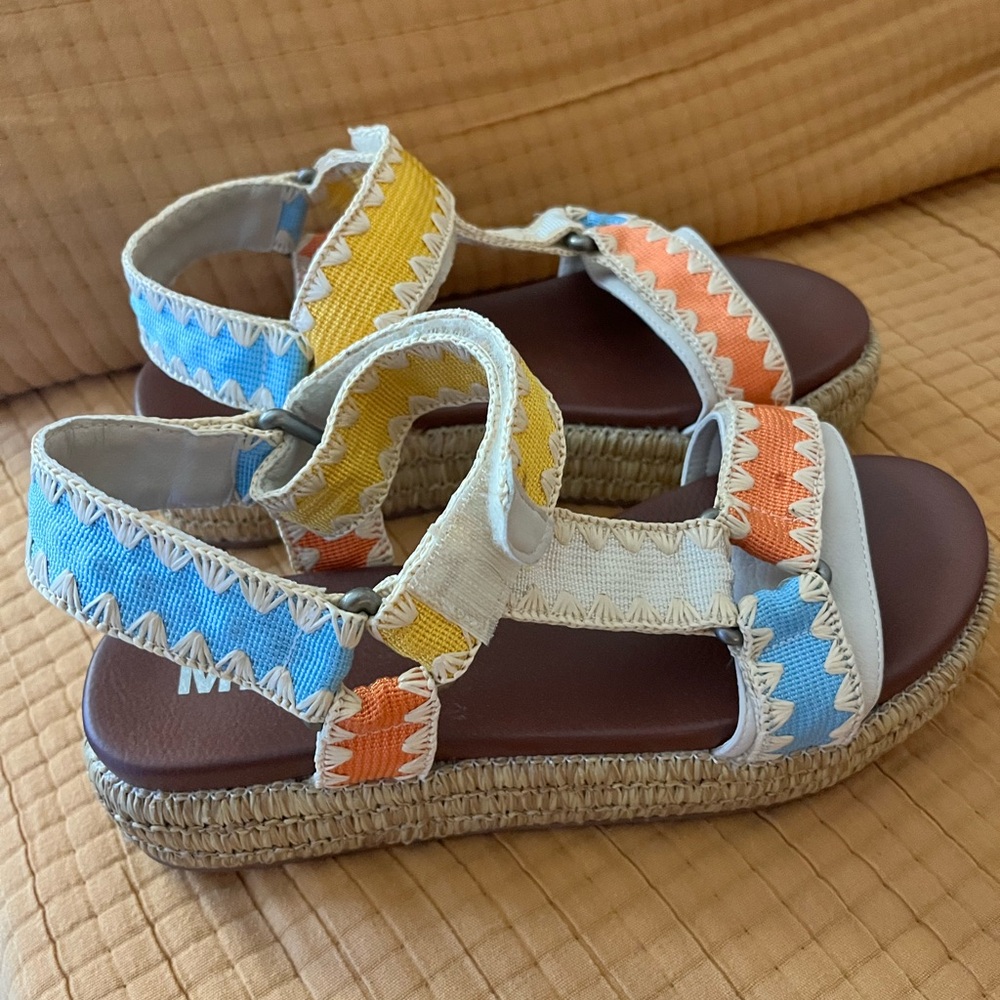 MIA Multicolor Blue Yellow Orange Espadrille Platform Sandals